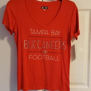 NWT Tampa Bay Buccaneers shirt